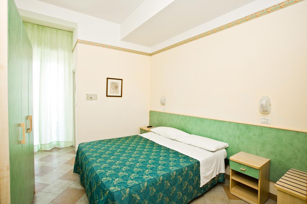 Hotel Giamaika เชเซนาติโก ภายนอก รูปภาพ